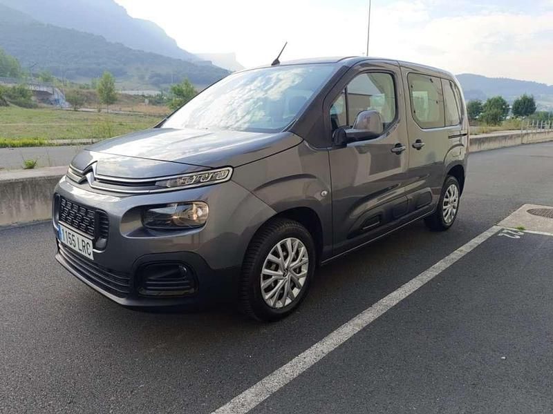 Plateado Usado 2021 Citroën Berlingo Feel Monovolumen | 15.990 € (Precio justo) - Imagen 1/4