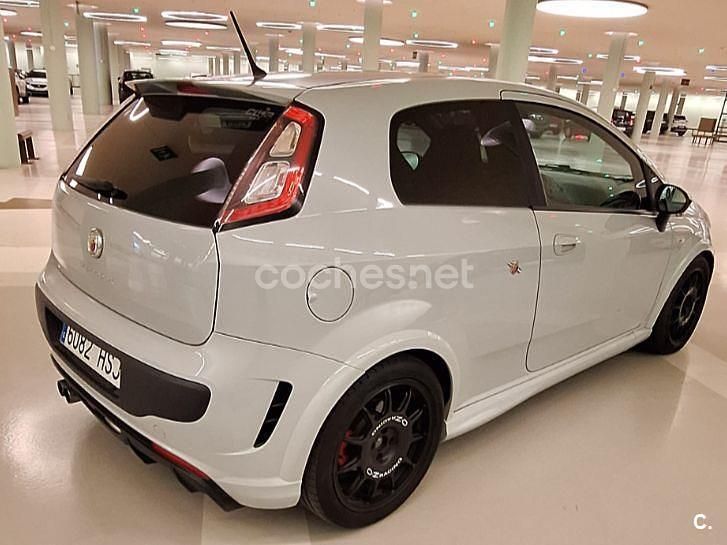 Usado Abarth Punto 180 CV (132 kW) 2013 Gris / plata Utilitario