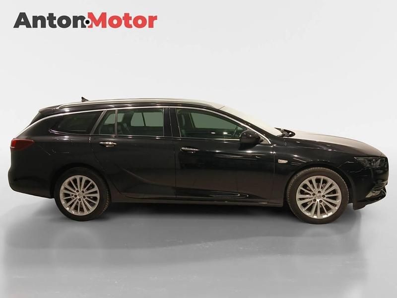Usado Opel Insignia Excellence 165 CV (121 kW) 2019 Negro Familiar