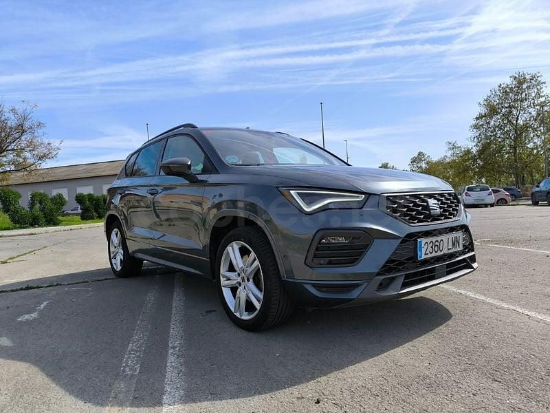 Usado Seat Ateca FR 150 CV (110 kW) 2021 Gris / plata SUV