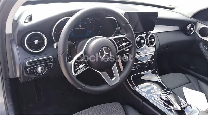Usado Mercedes C200 136 CV (100 kW) 2018 Gris / plata Berlina
