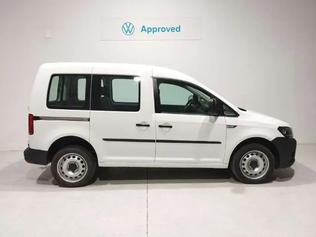 Usado VW Caddy 122 CV (89 kW) 2020 Blanco Monovolumen