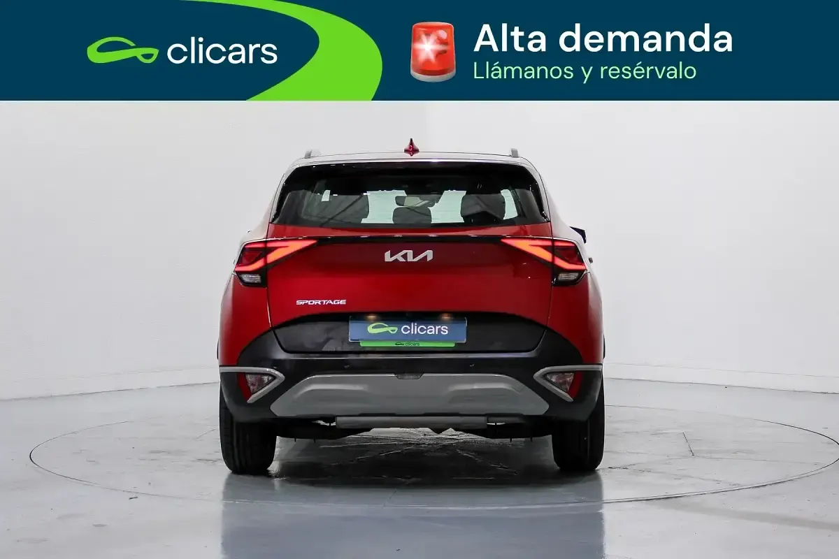 Usado Kia Sportage 230 CV (169 kW) 2022 Rojo SUV