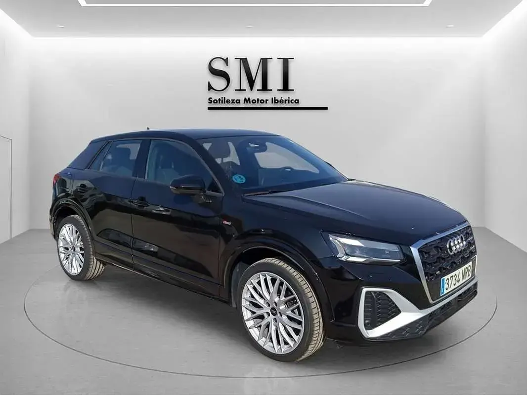 Usado Audi Q2 150 CV (110 kW) 2024 Negro SUV