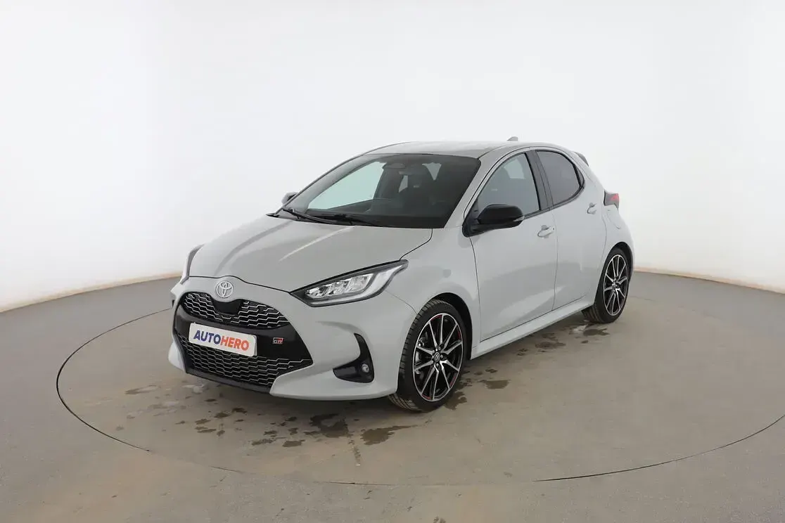 Usado Toyota Yaris Sport 131 CV (96 kW) 2024 Utilitario