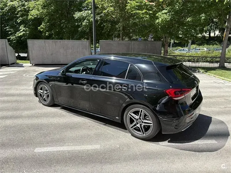 Usado Mercedes A220 190 CV (139 kW) 2019 Negro Berlina