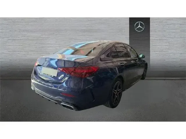 Usado Mercedes C220 200 CV (147 kW) 2025 Azul sodalita Berlina