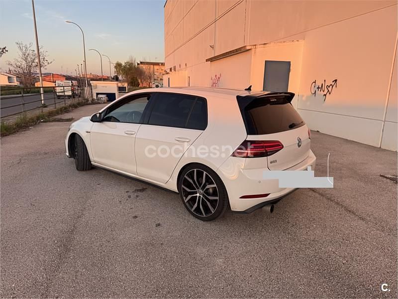 Usado VW Golf VII GTI 230 CV (169 kW) 2017 Blanco Berlina