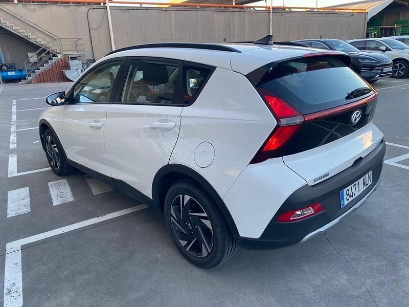 Usado Hyundai Bayon 84 CV (61 kW) 2023 Blanco SUV