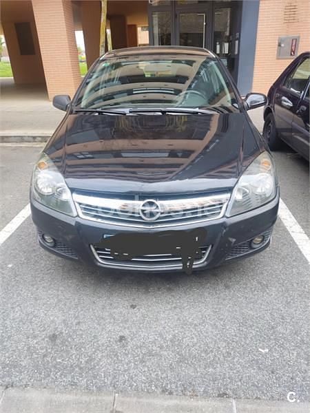 Usado Opel Astra Sport 100 CV (73 kW) 2008 Negro Berlina
