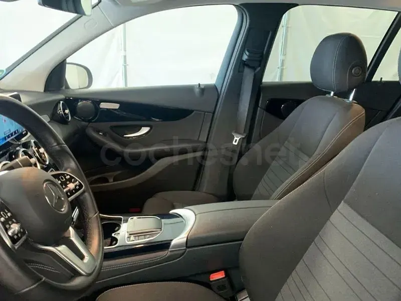Usado Mercedes GLC300e 320 CV (235 kW) 2022 Negro SUV