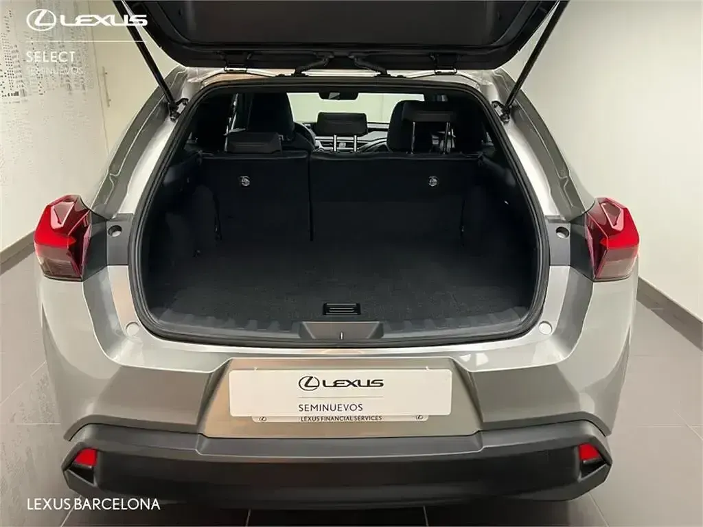 Usado Lexus UX 250h Business Edition 184 CV (135 kW) 2022 Otro SUV