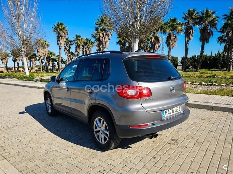 Usado VW Tiguan Advance 150 CV (110 kW) 2011 Gris / plata SUV