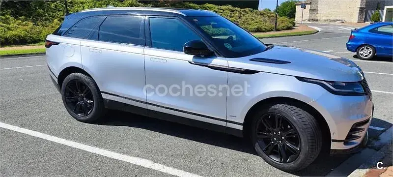Usado Land Rover Range Rover Velar R-Dynamic 240 CV (176 kW) 2018 Gris / plata SUV