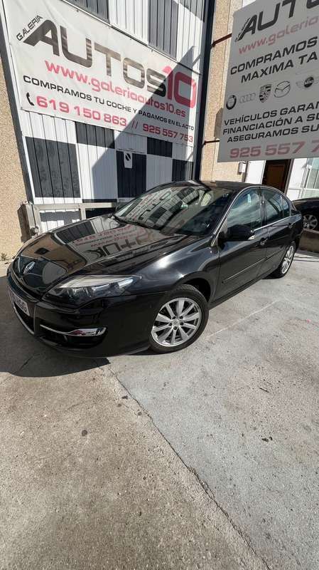 Negro Usado 2011 Renault Laguna III Dynamique Berlina | 3848 € (Precio justo) - Imagen 1/4