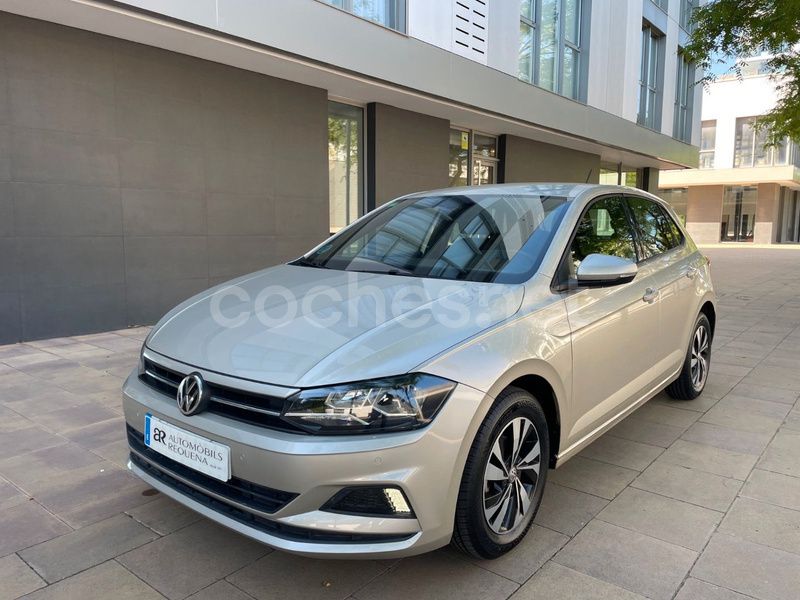 Gris / plata Usado 2019 VW Polo Advance Berlina | 13.850 € (Precio justo) - Imagen 1/4