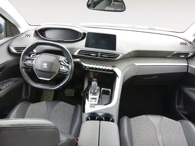 Usado Peugeot 3008 Allure 130 CV (95 kW) 2018 Azul