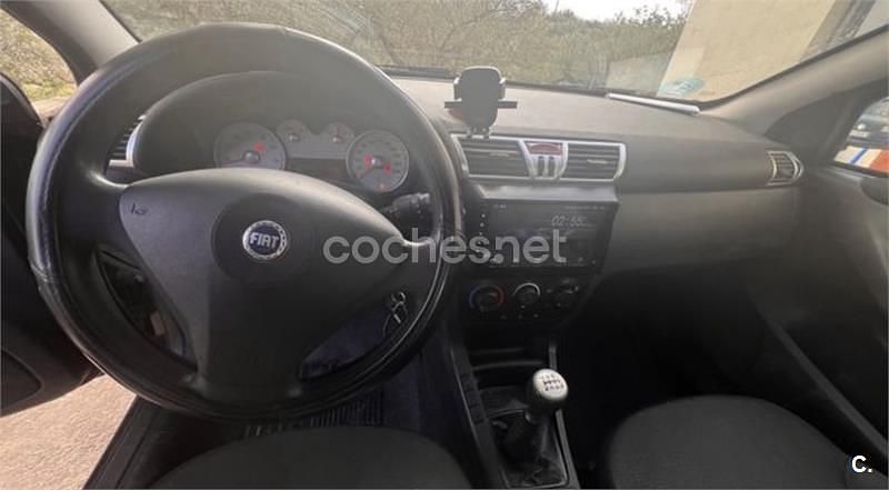 Usado Fiat Stilo Feel 95 CV (69 kW) 2006 Negro Berlina