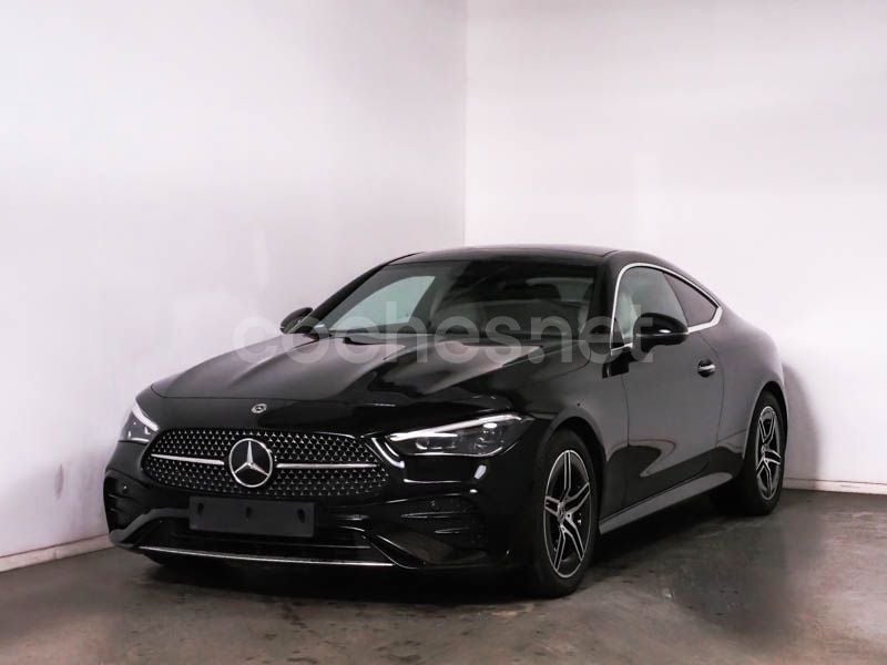 Negro Usado 2024 Mercedes CLE200 Coupe | 58.890 € - Imagen 1/4