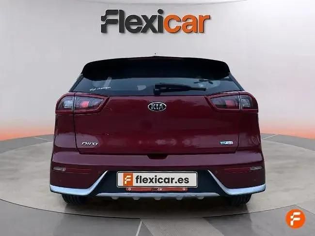 Usado Kia Niro 141 HP (103 kW) 2018 Vermelho SUV