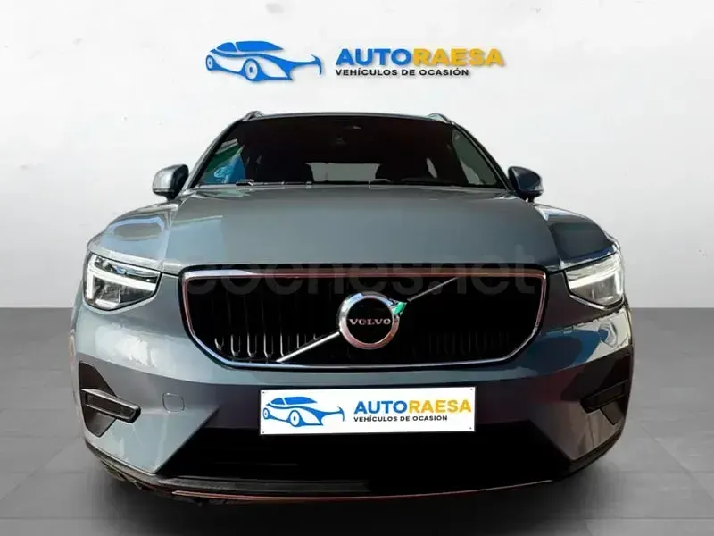 Usado Volvo XC40 Core 197 CV (144 kW) 2023 Gris / plata SUV