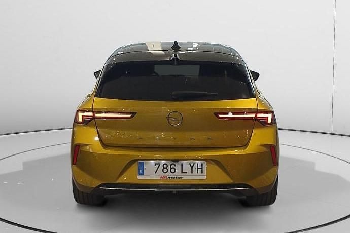 Usado Opel Astra Ultimate 130 CV (95 kW) 2022
