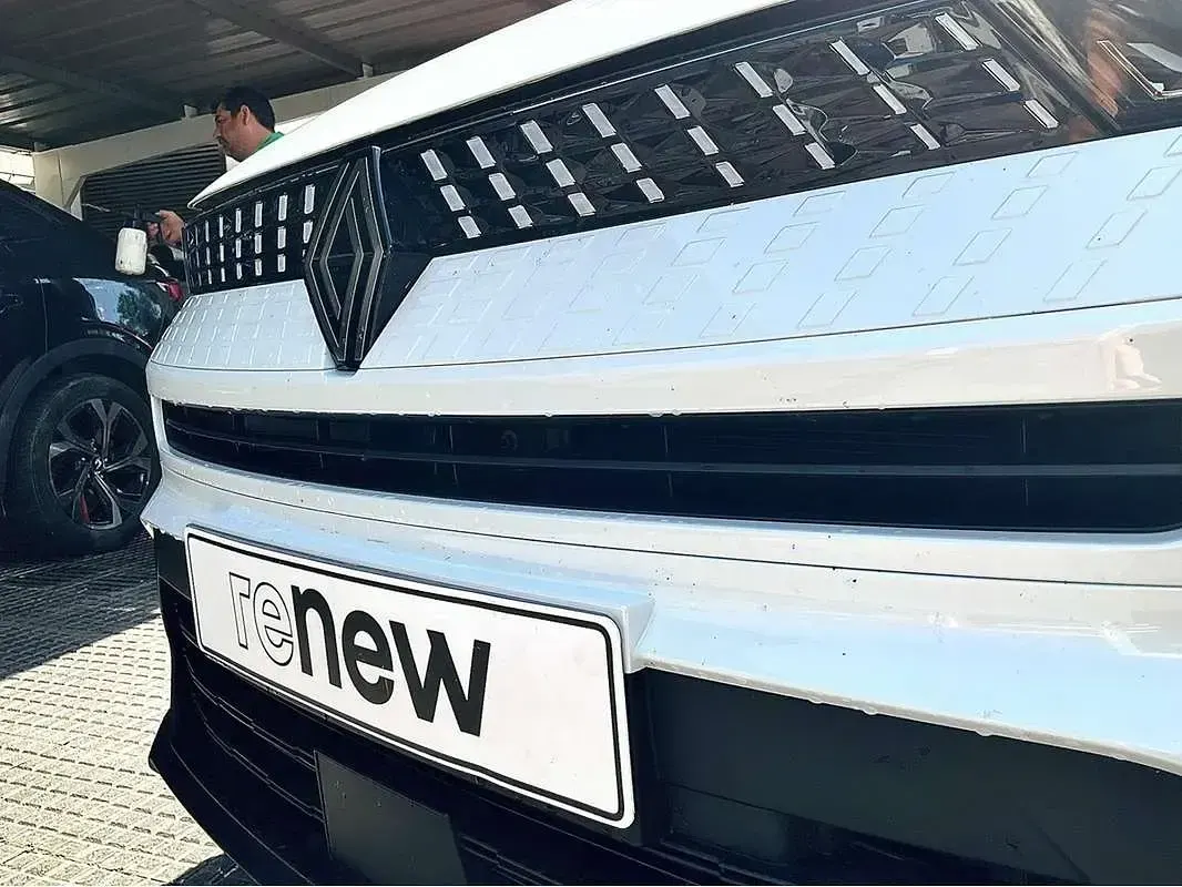 Usado Renault Captur Evolution 101 CV (74 kW) 2025 Blanco SUV
