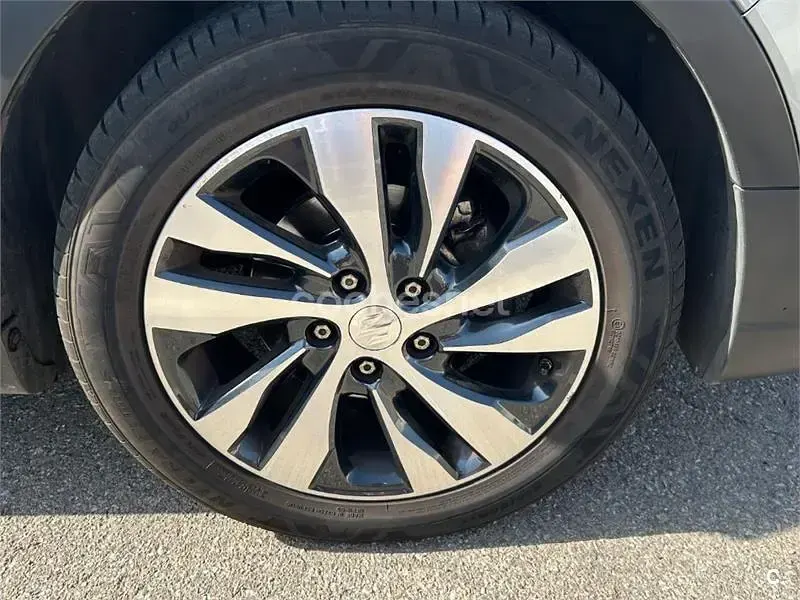 Usado Suzuki SX4 S-Cross GLX 140 CV (102 kW) 2016 Gris / plata SUV