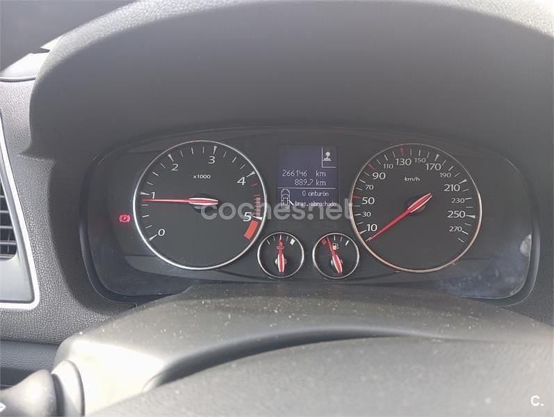 Gris / plata Usado 2012 Renault Laguna III Familiar | 4500 € (Precio justo) - Imagen 1/4