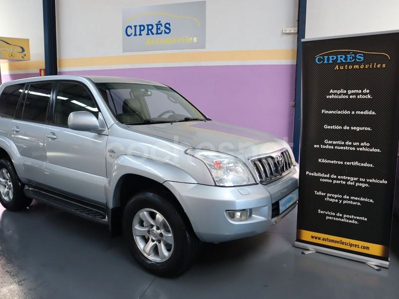 Gris / plata Usado 2005 Toyota Land Cruiser SUV | 21.900 € (Precio justo) - Imagen 1/4