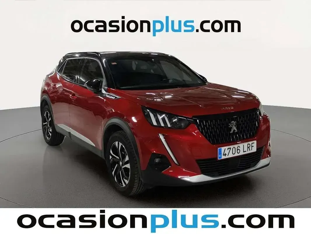 Usado Peugeot 2008 GT-line 131 CV (96 kW) 2021 Rojo SUV