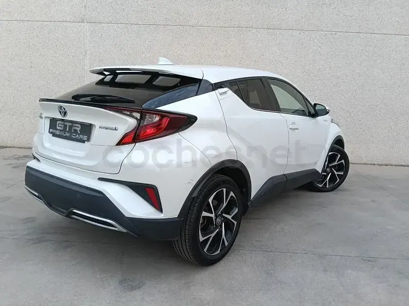 Usado Toyota C-HR Advance 184 CV (135 kW) 2022 Blanco SUV