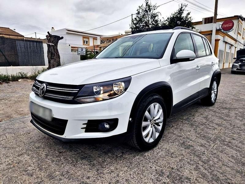 Blanco Usado 2015 VW Tiguan SUV | 15.900 € (Precio justo) - Imagen 1/4