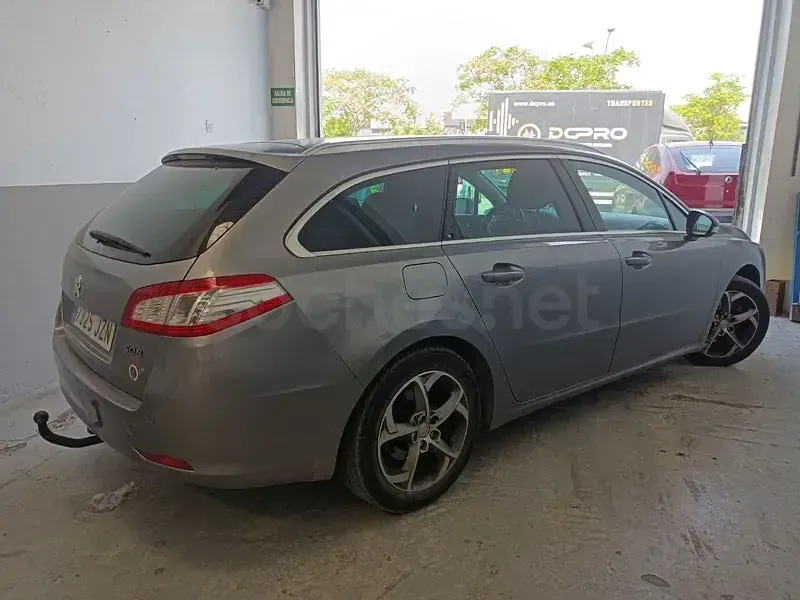 Usado Peugeot 508 SW Active 120 CV (88 kW) 2017 Azul Familiar