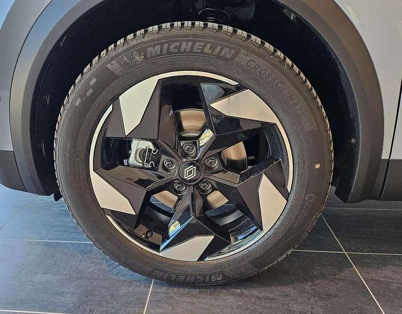 Nuevo Renault Captur Techno 145 CV (106 kW) 2025 Gris SUV