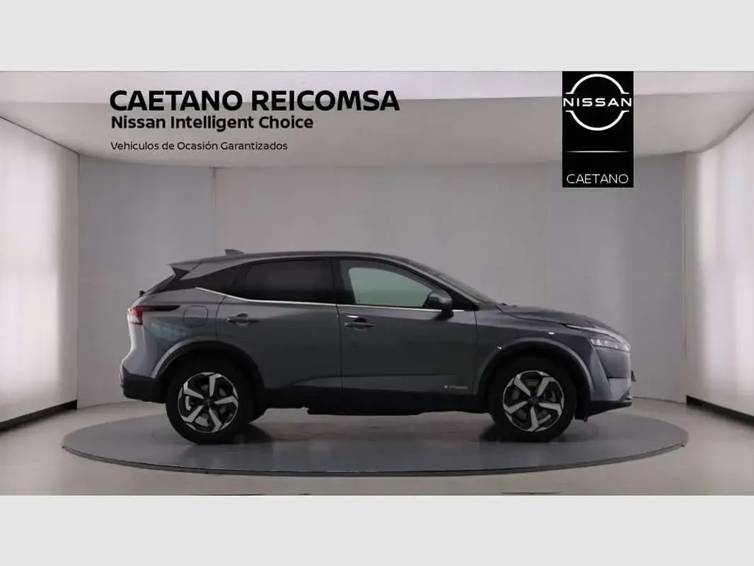 Usado Nissan Qashqai N-Connecta 190 CV (139 kW) 2023 Gris SUV