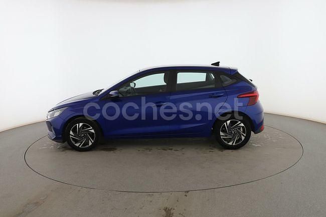 Usado Hyundai i20 100 CV (73 kW) 2021 Azul Berlina