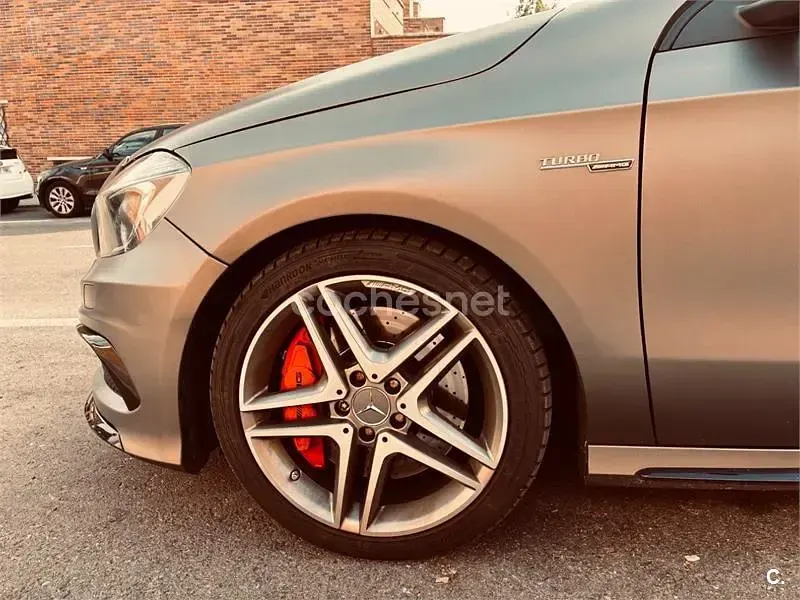 Usado Mercedes A45 AMG AMG 360 CV (264 kW) 2015 Gris / plata Utilitario