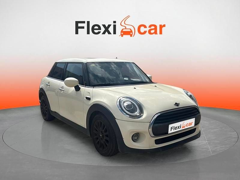 Usado Mini ONE 102 CV (75 kW) 2019 Beige Utilitario