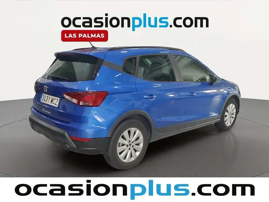 Usado Seat Arona Style 110 CV (80 kW) 2022 Azul SUV