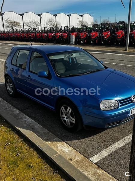 Usado VW Golf IV Highline 115 CV (84 kW) 2001 Azul Berlina