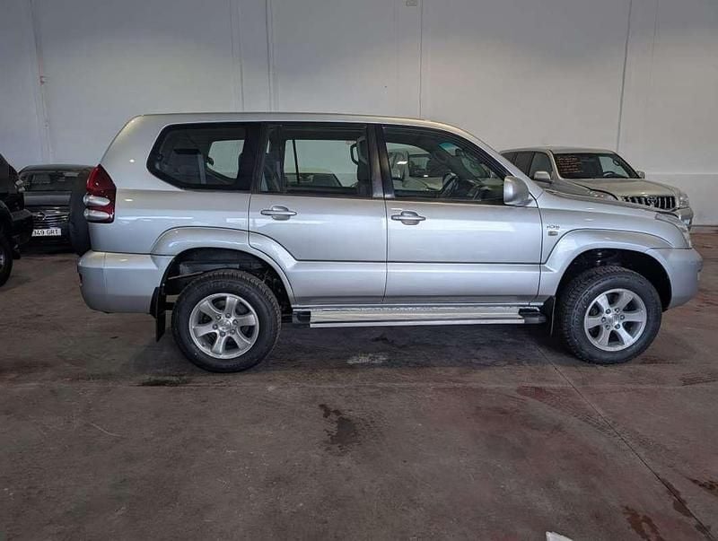 Usado Toyota Land Cruiser 173 CV (127 kW) 2006 Gris SUV