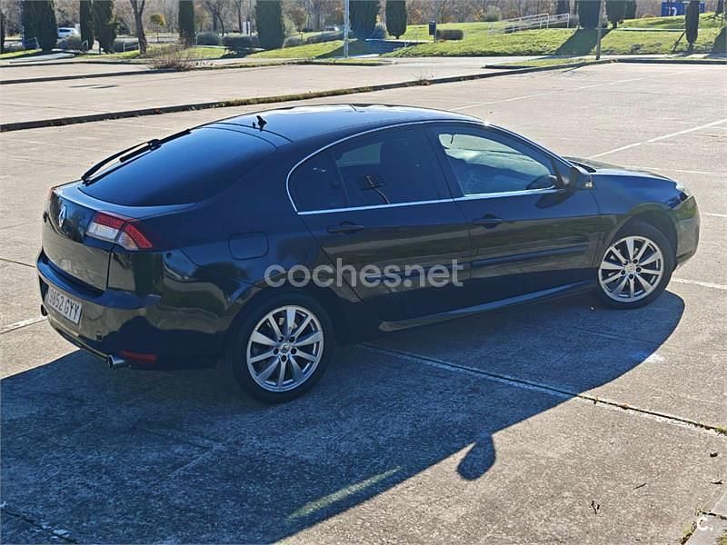 Usado Renault Laguna III Expression 110 CV (80 kW) 2010 Negro Berlina