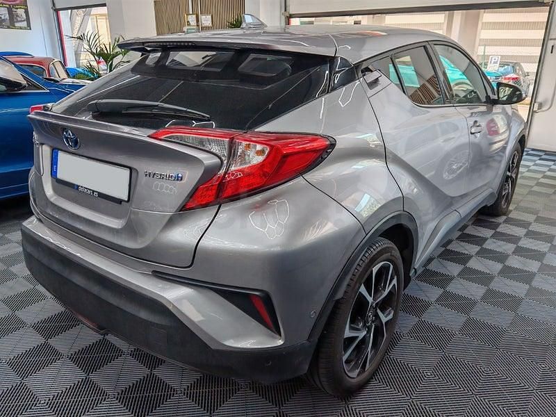 Usado Toyota C-HR Advance 122 CV (89 kW) 2019 Gris / plata SUV