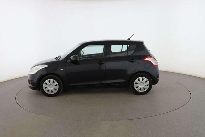 Usado Suzuki Swift GL 95 CV (69 kW) 2013 Negro Utilitario