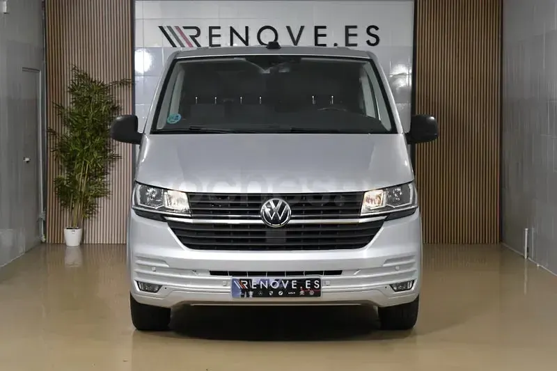 Usado VW Caravelle 150 CV (110 kW) 2023 Gris / plata Van