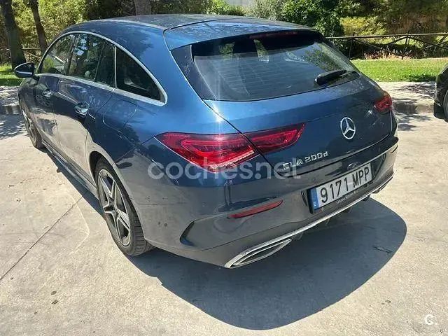 Usado Mercedes CLA200 150 CV (110 kW) 2024 Azul Coupe