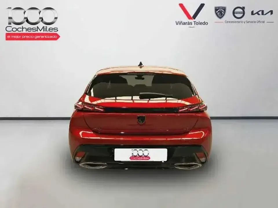 Usado Peugeot 308 GT 130 CV (95 kW) 2022 Rojo Berlina