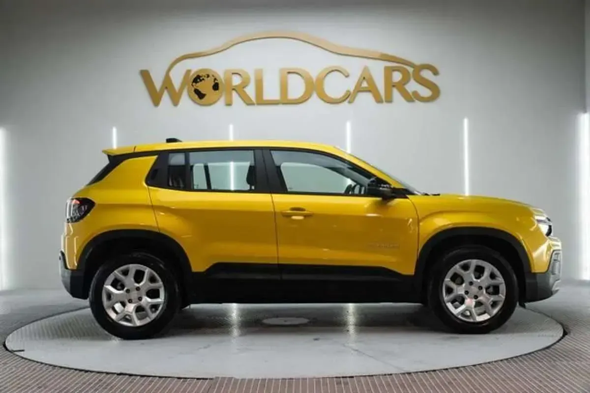 Usado Jeep Avenger Altitude 101 CV (74 kW) 2023 Amarillo SUV