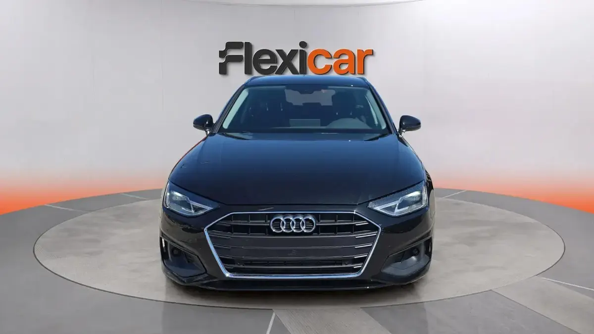 Usado Audi A4 Advanced Plus 150 CV (110 kW) 2023 Negro Familiar